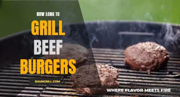Perfectly Grilled Beef Burgers: Timing is Everything